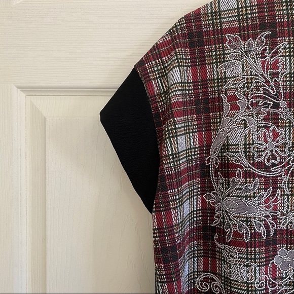 Zara Black & Red Plaid Paisley Print TShirt Tunic - Picture 4 of 7